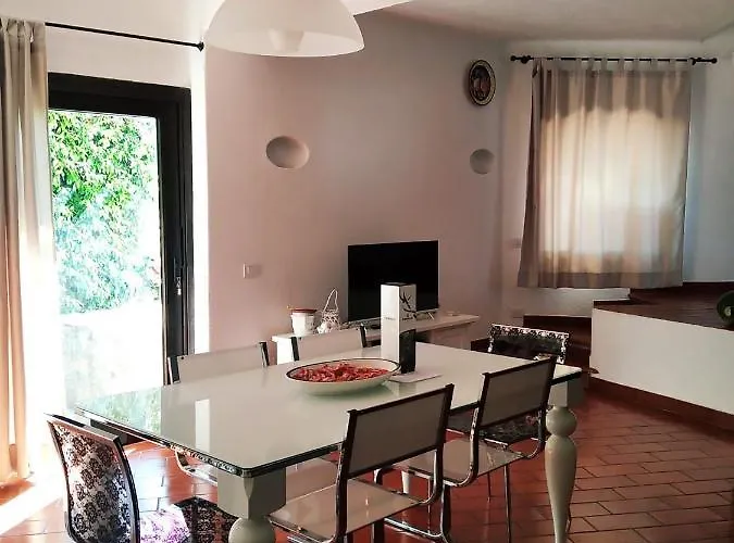 Anna Maria Villa